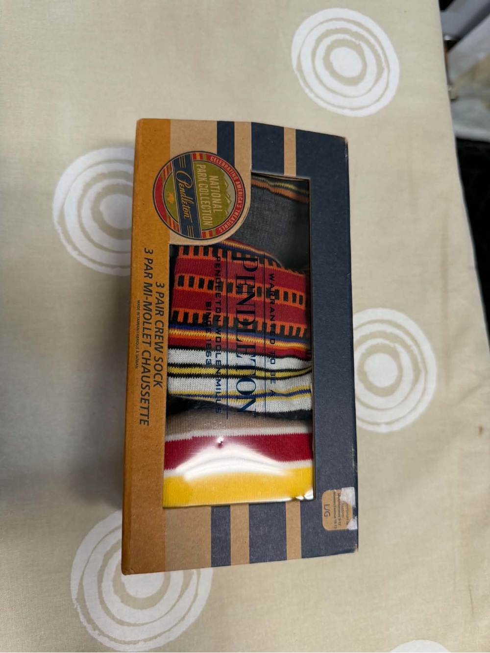 Pendleton 3-PACK NATIONAL PARK SOCKS GIFT BOX - Picture 5 of 7